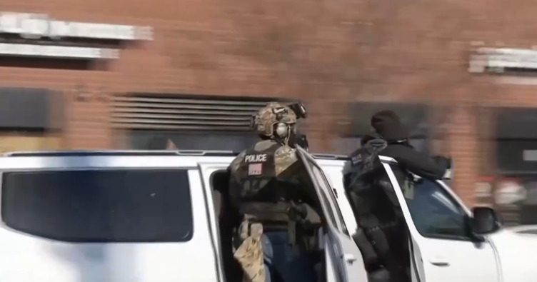 Minnesota : la communauté latino plongée dans la peur face aux raids de l’ICE